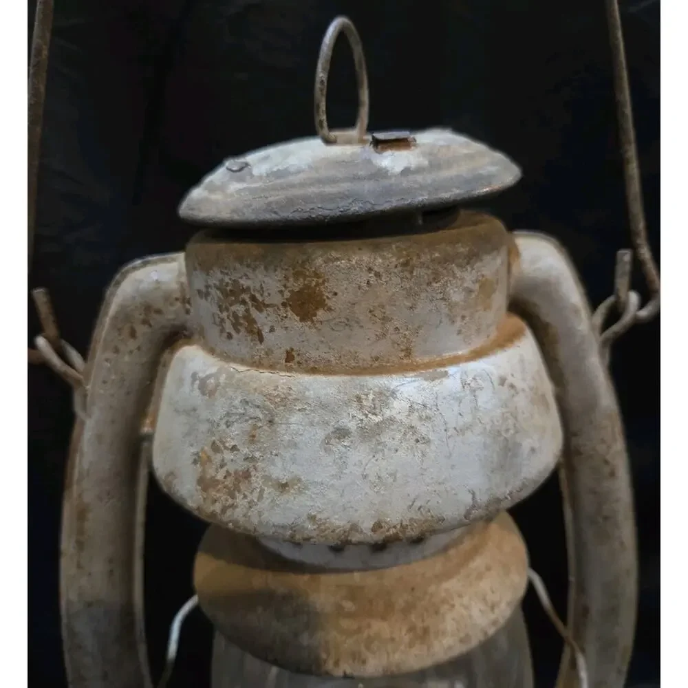 Vintage Embury Air Pilot No. 2 Kerosene Lantern